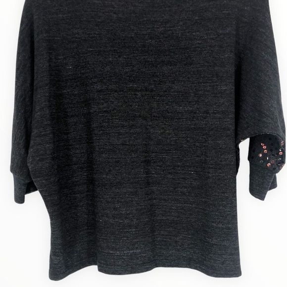 Splendid Grey Metallic Sequin 3/4 Sleeve Wide Neck Sweater size Medium - Picture 6 of 12